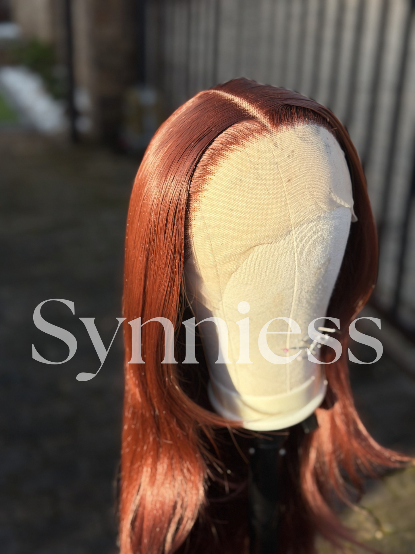 #33 28 inch Middle Part